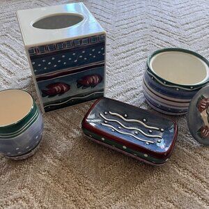 Fish themed bathroom ware